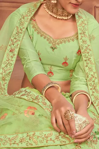 Embroidered Thread Work Semi-Stitched Lehenga & Unstitched Blouse With Dupatta