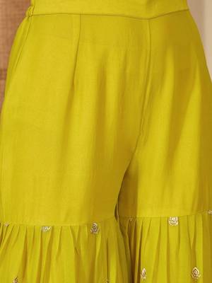Ethnic motifs embroidered zari kurta with sharara & dupatta 3