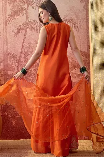 Embroidered v-neck kurta & sharara kurta set