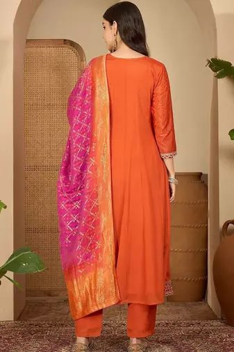 Embroidered round neck kurta & trousers with dupatta