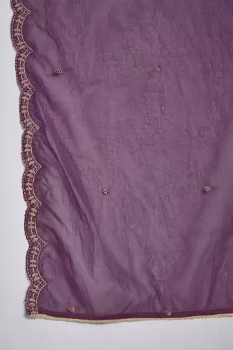 Embroidered v-neck kurta & trousers with dupatta