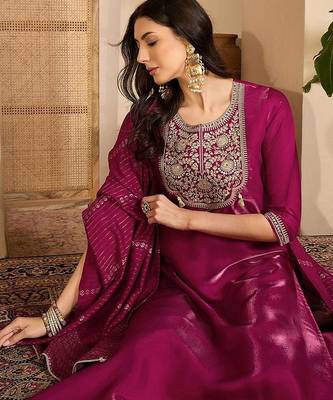 Embroidered round neck kurta & trousers kurta sets 2