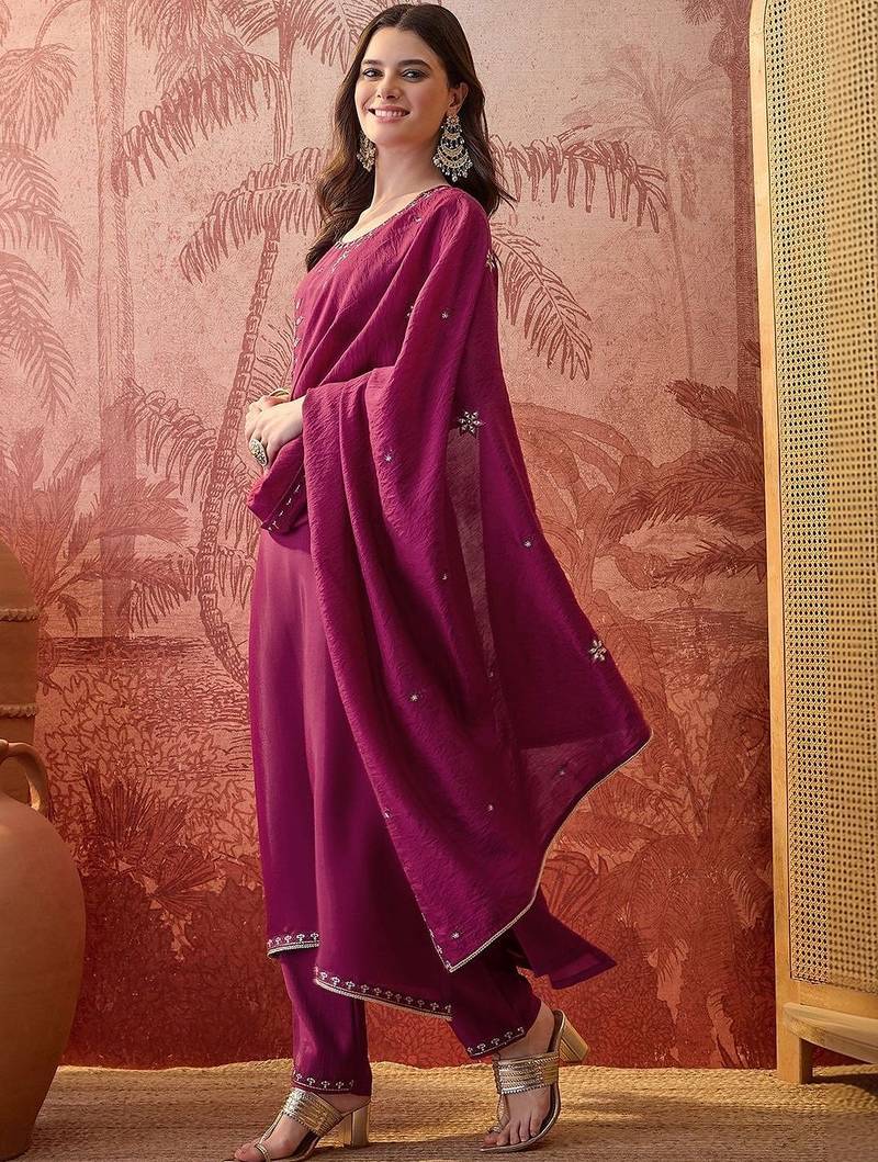 Embroidered round neck kurta & trousers kurta sets