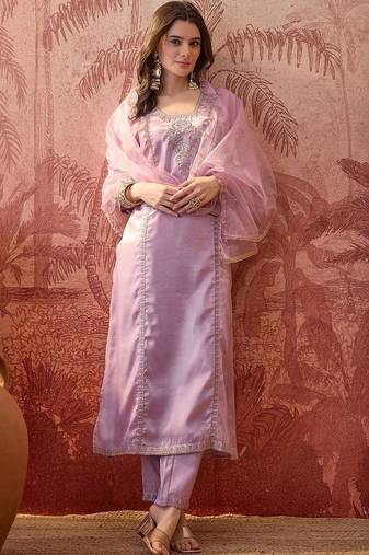 Embroidered square neck straight kurta & trousers with dupatta