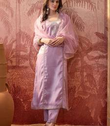 Embroidered square neck straight kurta & trousers with dupatta