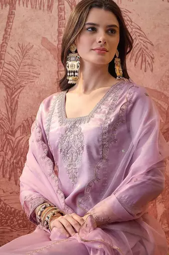Embroidered square neck straight kurta & trousers with dupatta