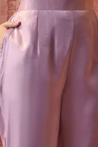 Embroidered square neck straight kurta & trousers with dupatta