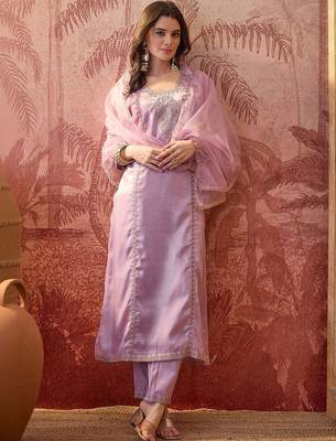 Embroidered  square neck kurta & trousers kurta sets 3