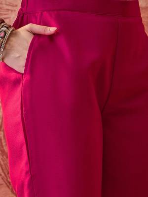 Women lace embroidered v-neck kurta & trousers with dupatta 4