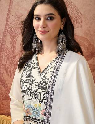 Embroidered v-neck kurta trousers & dupatta 1