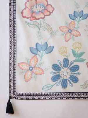 Embroidered v-neck kurta trousers & dupatta 4