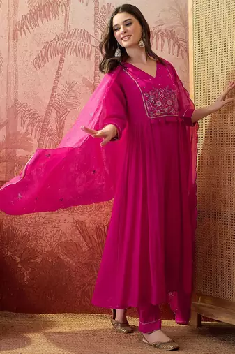 Embroidered kurta & trousers with dupatta