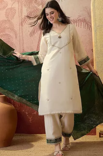Embroidered v-neck kurta trousers & dupatta
