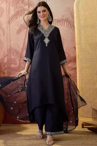 Embroidered kurta & trousers with dupatta