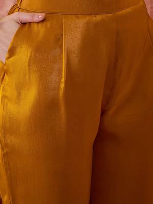 Embroidered v-neck kurta trousers & dupatta 4