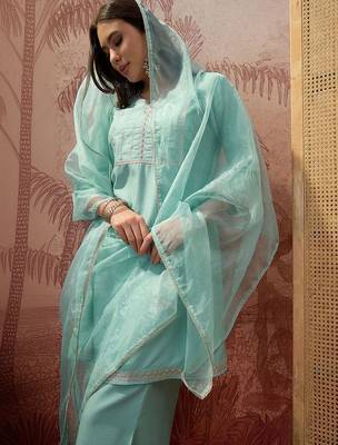 Embroidered round neck kurti & palazzos with dupatta 2