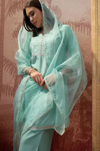 Embroidered round neck kurti & palazzos with dupatta