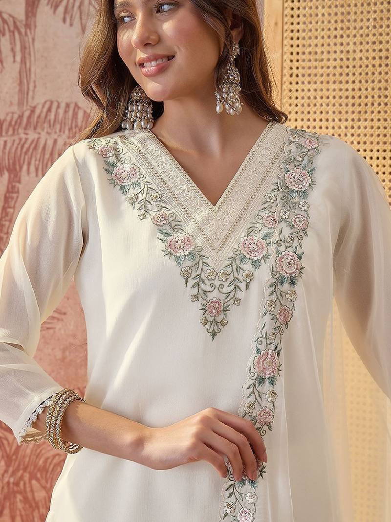 Embroidered v-neck kurta & trousers with dupatta