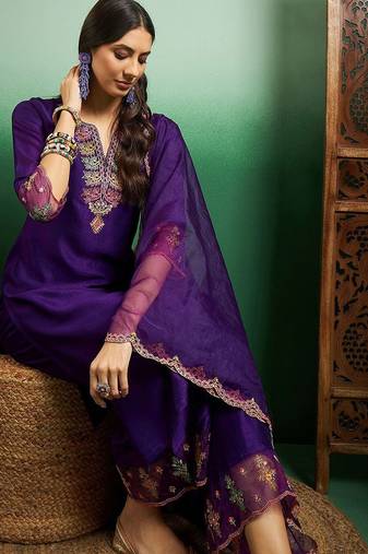 Embroidered notch neck kurta with palazzo & dupatta
