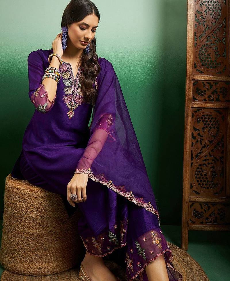 Embroidered notch neck kurta with palazzo & dupatta