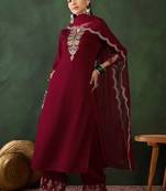 Women embroidered three quarter sleeves kurta & trousers with dupatta