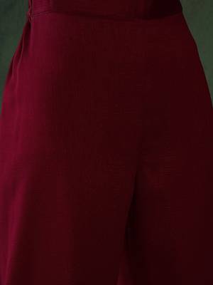Women embroidered three quarter sleeves kurta & trousers with dupatta 3