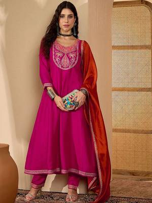 Women ethnic motifs embroidered anarkali kurta with trouser & dupatta 1