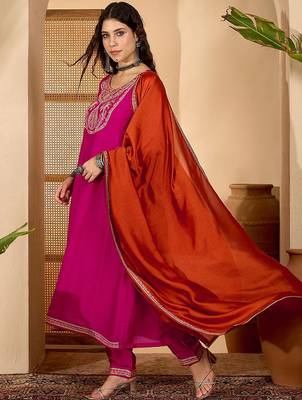 Women ethnic motifs embroidered anarkali kurta with trouser & dupatta 5
