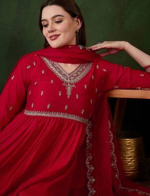 Floral embroidered pure cotton straight kurta with trouser & dupatta 2