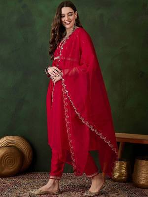 Women ethnic motifs embroidered empire thread work kurta set 3
