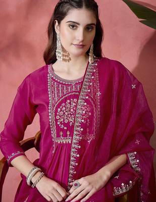 Magenta floral embroidered round neck sequinned straight kurta & trouser & dupatta 2