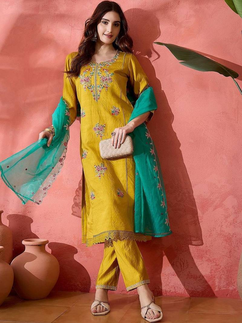 Floral embroidered thread work straight kurta with trouser & dupatta