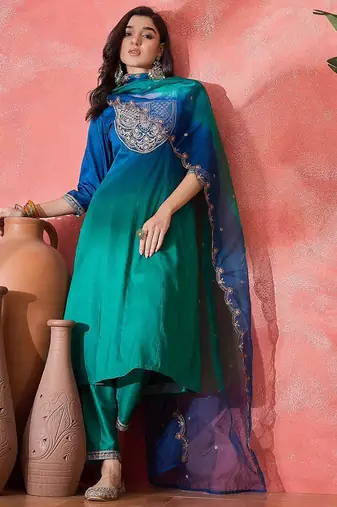 Women ethnic motifs embroidered anarkali kurta with trousers & dupatta