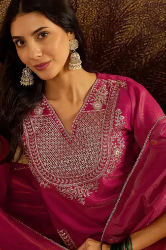 Women ethnic motifs embroidered regular kurta with trousers & dupatta