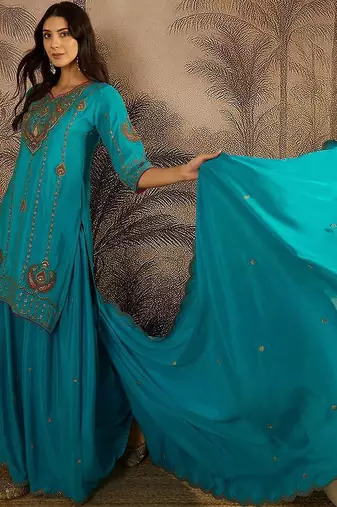 Embroidered round neck kurta & palazzos with dupatta