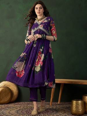 V neck embroidered a-line kurta with trouser 2
