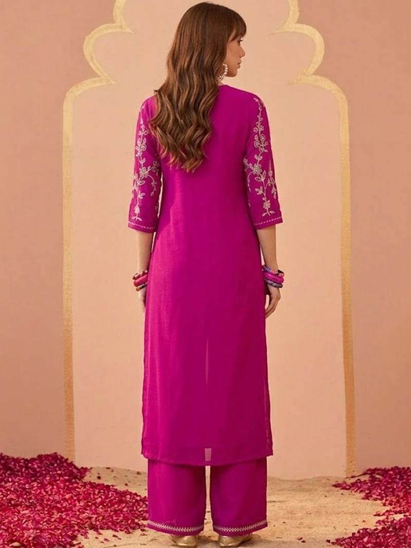 Embroidered v-neck kurta & trousers