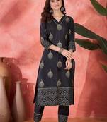 Ethnic motifs foli printed v-neck chanderi silk straight kurta with trousers