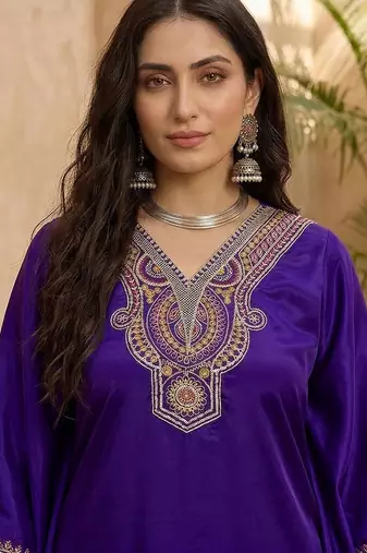 Embroidered  v-neck kurta & trousers