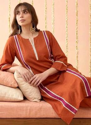 Round neck kurta & trousers 4