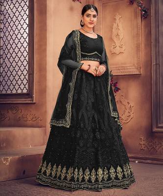 Black & Gold-Toned Embroidered Thread Work Semi-Stitched Lehenga & Unstitched Blouse With Dupatta 2