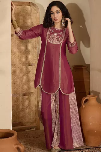 Women ethnic motifs embroidered sequinned kurta with palazzos