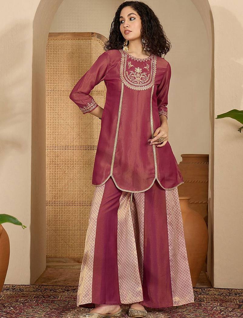 Women ethnic motifs embroidered sequinned kurta with palazzos