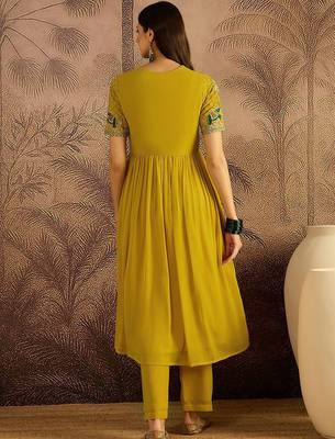 Zari sequence thread embroidered a-line kurta with trousers 5