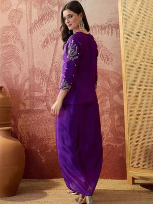 Embroidered v-neck  co-ords 4