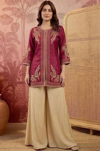 Embroidered round neck kurta & palazzos kurta set