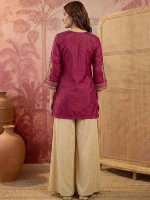 Embroidered round neck kurta & palazzos kurta set 3