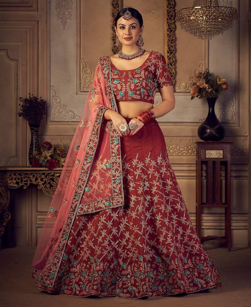 Maroon & Gold-Toned Embroidered Thread Work Semi-Stitched Lehenga & Unstitched Blouse With