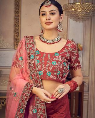 Maroon & Gold-Toned Embroidered Thread Work Semi-Stitched Lehenga & Unstitched Blouse With 2