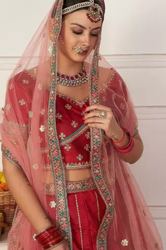 Maroon & Gold-Toned Embroidered Thread Work Semi-Stitched Lehenga & Unstitched Blouse With